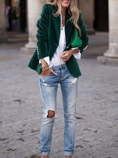 Savannah – Elegant Velvet Blazer