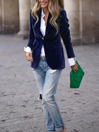 Savannah – Elegant Velvet Blazer