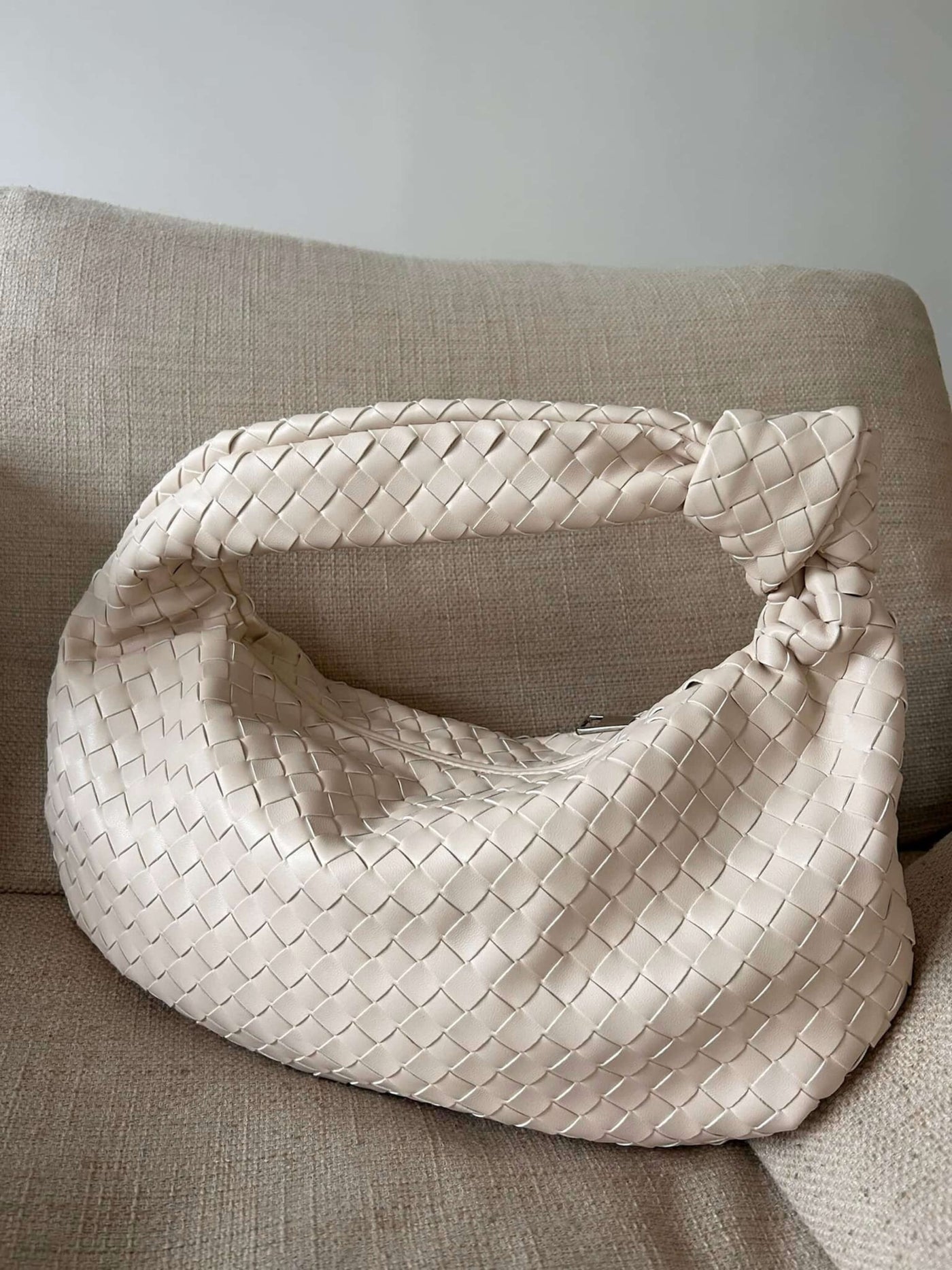 Giselle - Medium Braided Knot Shoulder Bag