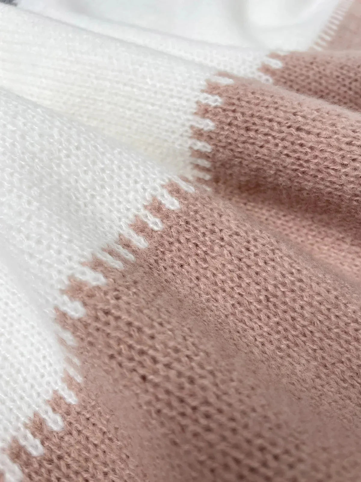 Claire - Leopard Pattern Sweater