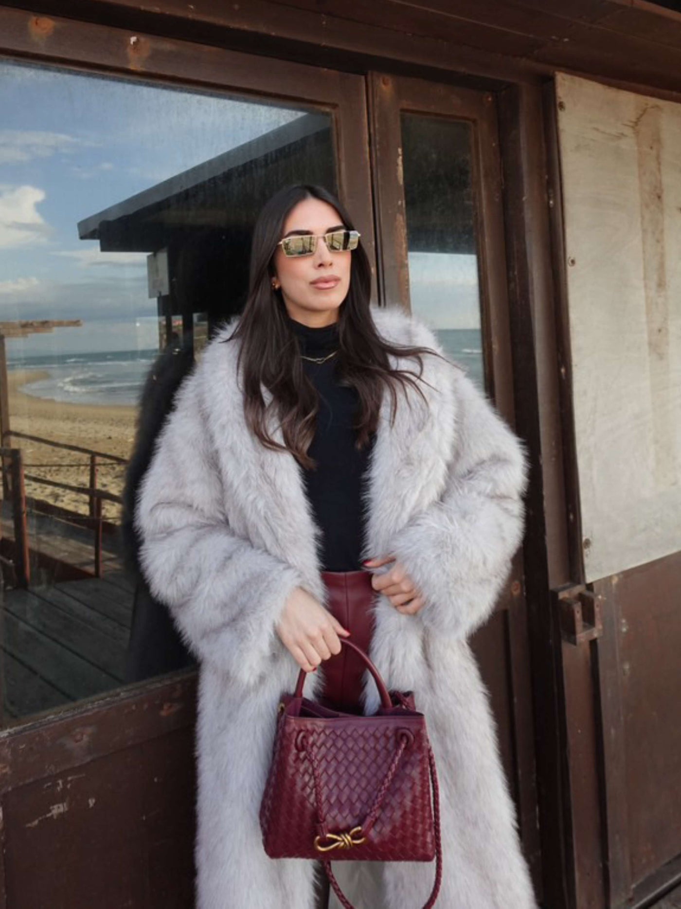 Eloise - Compact Woven Bag with Textured Design