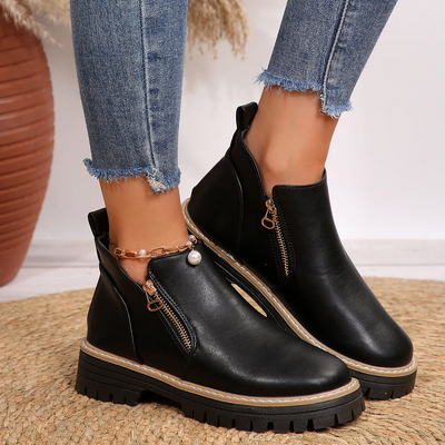 Madelyn – Classic Leather Booties