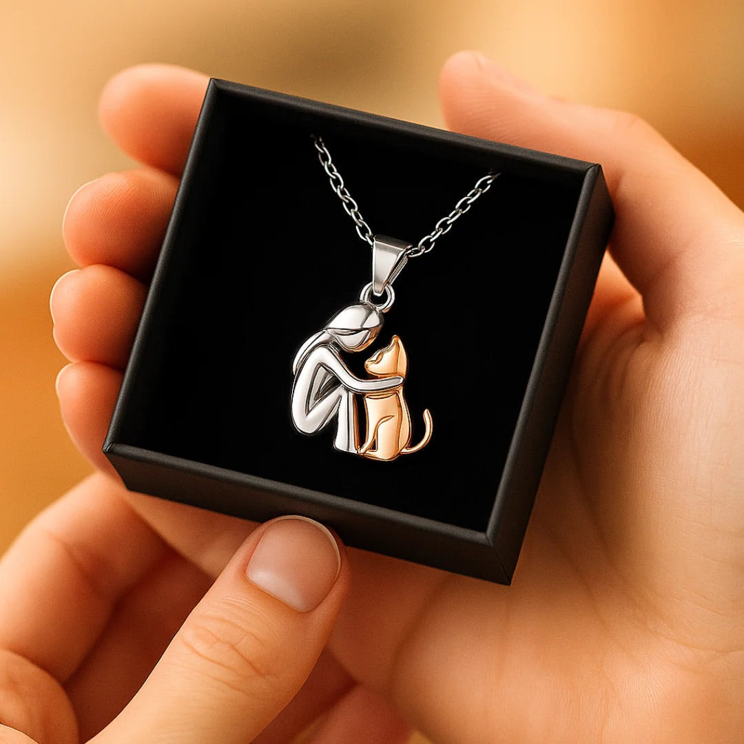 Alva - Cat Pendant Necklace