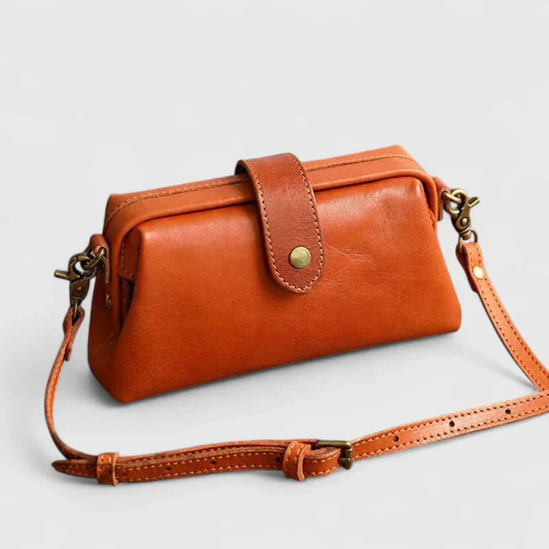 Ivy - Compact Leather Handbag