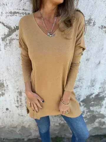 Leona - Relaxed V-Neck Knit Tunic