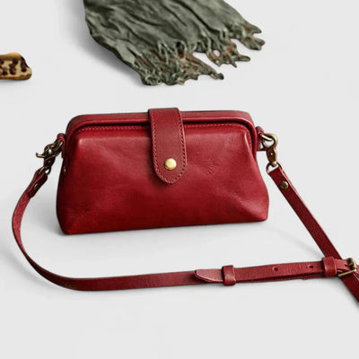 Ivy - Compact Leather Handbag