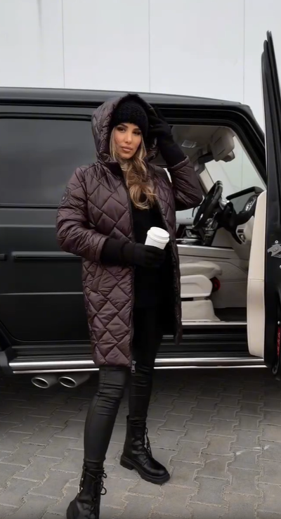 Averlyn – Quilted Down Hooded Jacket