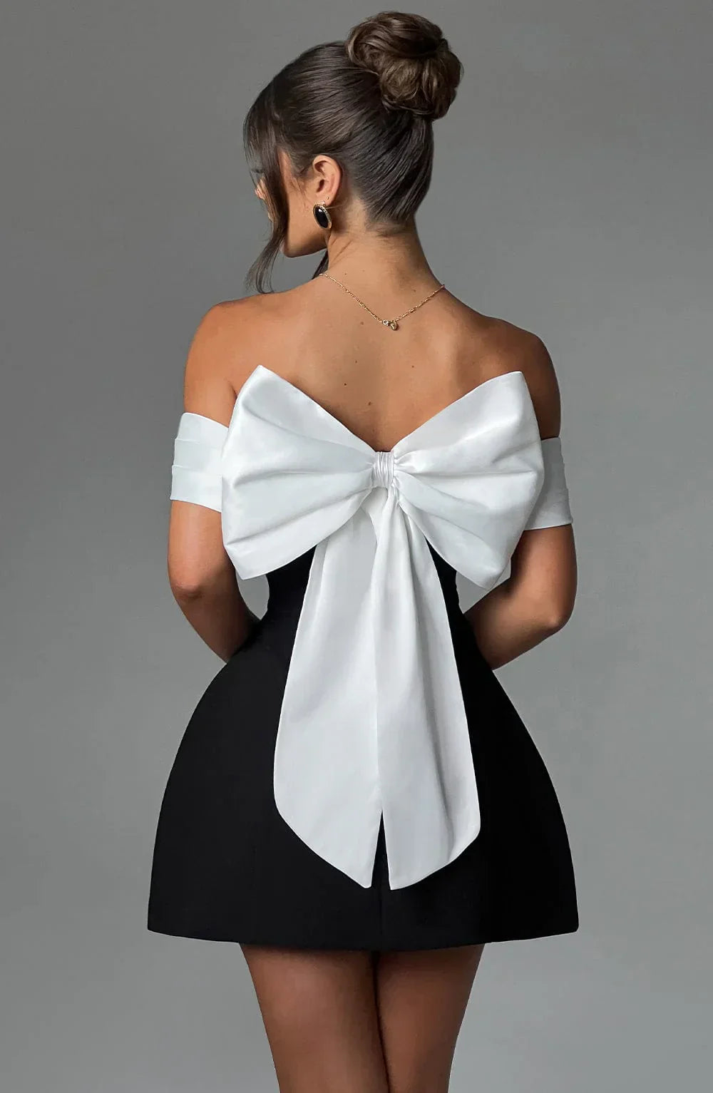 Mila - Mini dress (zwart/wit)