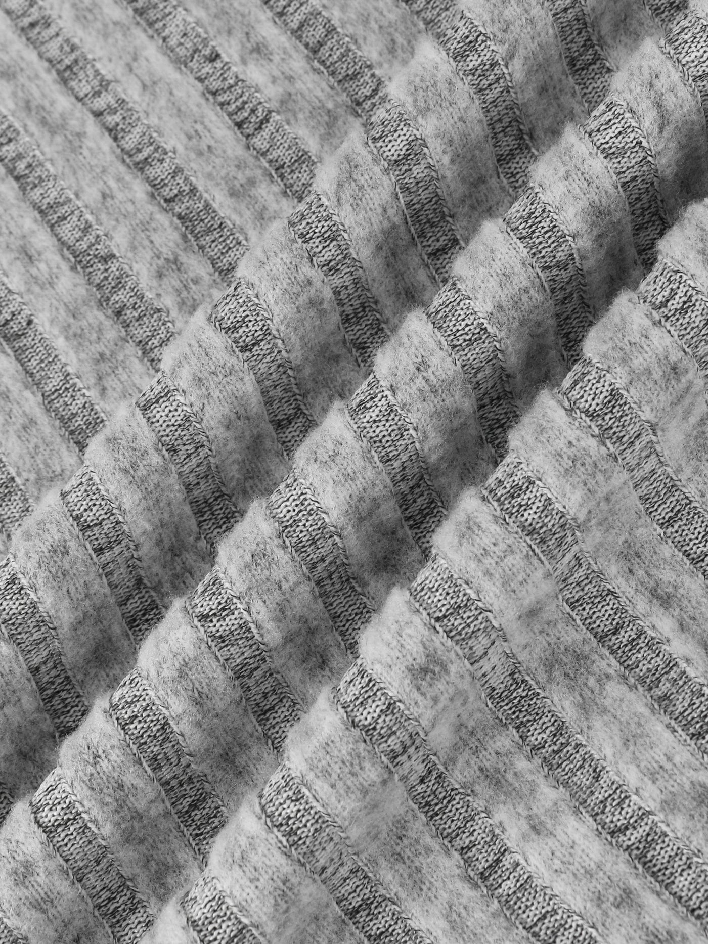 Calista – Contrast Button Knit