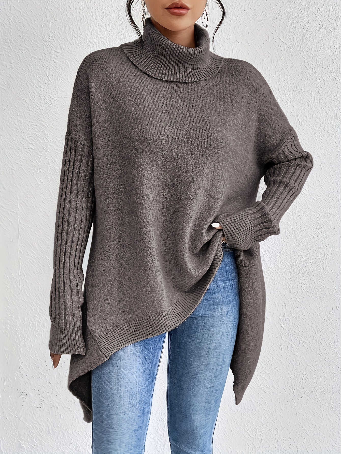 Isla - Oversized Turtleneck Sweater