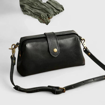 Ivy - Compact Leather Handbag